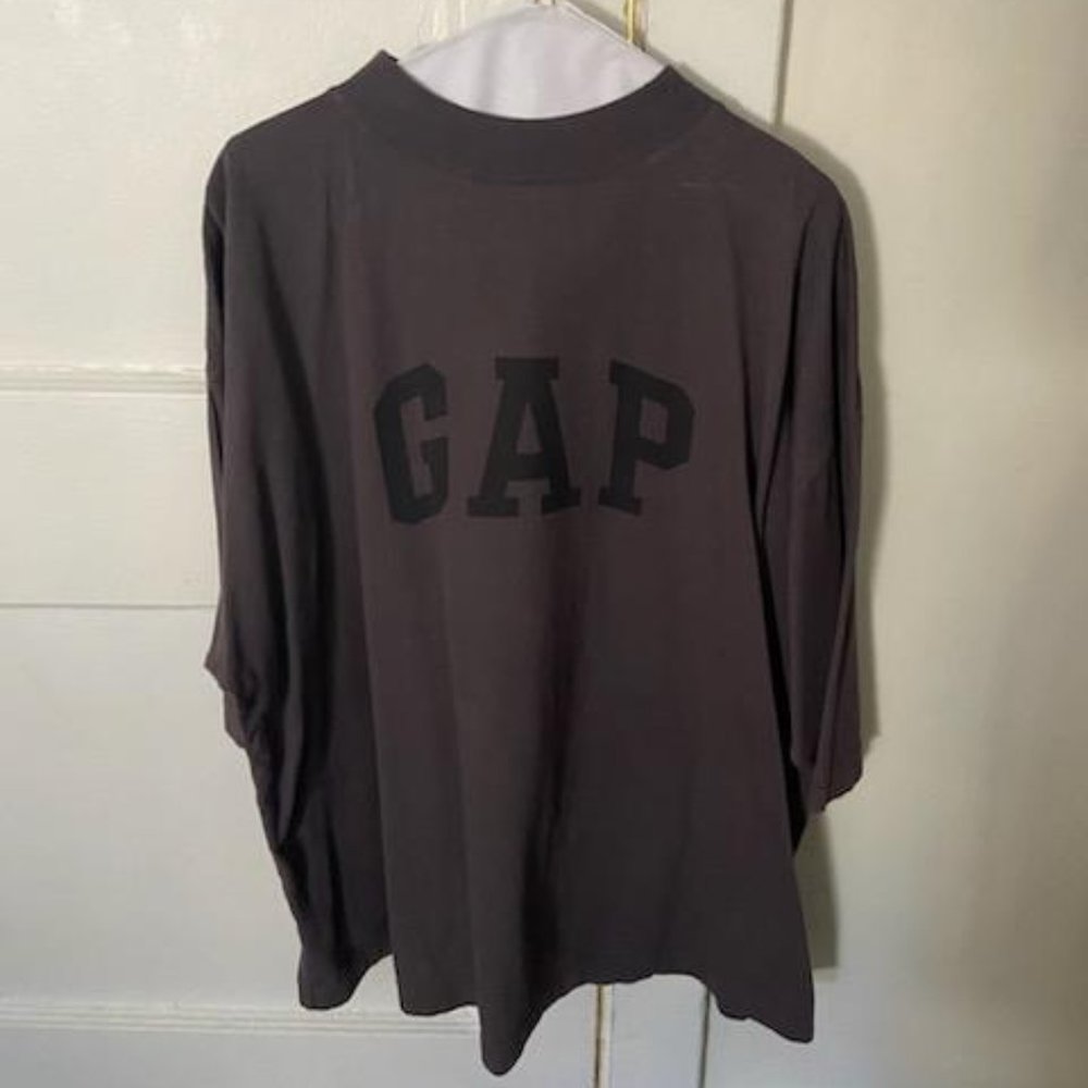 Yeezy Gap Engineered by Balenciaga - Dark Grey Dove 3/4 Sleeve Tee